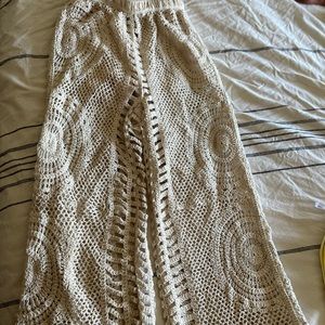 Summer crochet style pants.I love them so much but they are too long